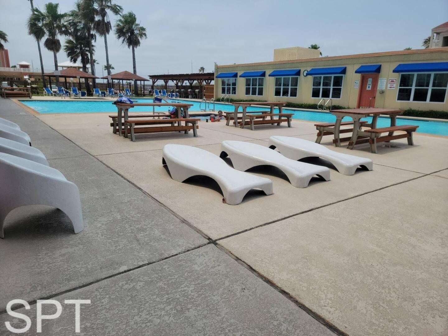 Beach Access Condo With Pool, Hot Tub Area & Bbq - Gulfview I - Unit 213 South Padre Island Kültér fotó